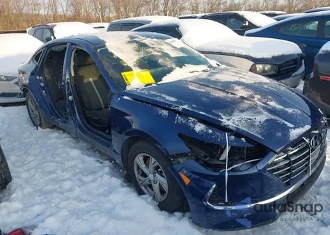 2021 Hyundai Sonata Se z USA, uszkodzony, nr VIN 5NPEG4JA5MH104850